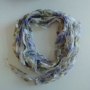 Country Rose Scarf